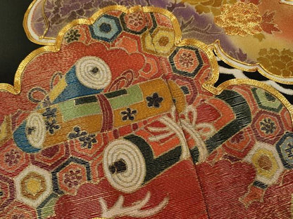 平和屋着物■豪華黒留袖 駒刺繍 松 宝尽くし花文 金彩 正絹 逸品 CABD9953ze