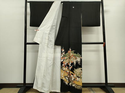 平和屋着物■豪華黒留袖　作家物　駒刺繍　松竹梅地紙草花文　金彩　正絹　逸品　CABD9961ze