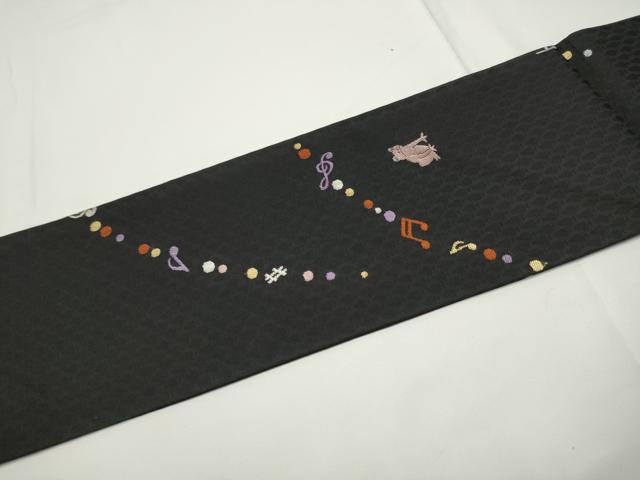 平和屋着物●九寸名古屋帯　唐織　カエル　音符　黒地　正絹　逸品　CABE0274hy