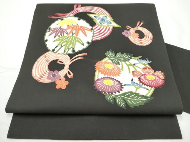 平和屋着物●塩瀬　九寸名古屋帯　型染め　雪輪草花文　黒地　正絹　逸品　CABE0281hy