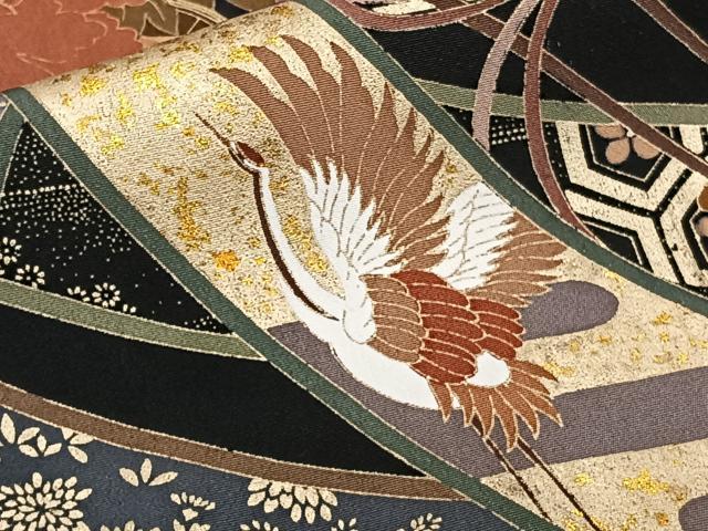 平和屋着物■豪華黒留袖　駒刺繍　鬘帯花鳥文　金彩　正絹　逸品　CABE0586xi