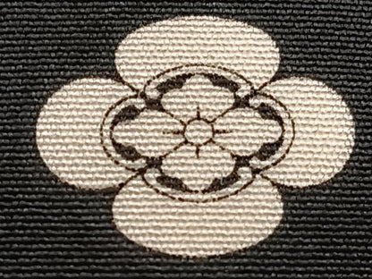 平和屋着物■豪華黒留袖　駒刺繍　鬘帯花鳥文　金彩　正絹　逸品　CABE0586xi