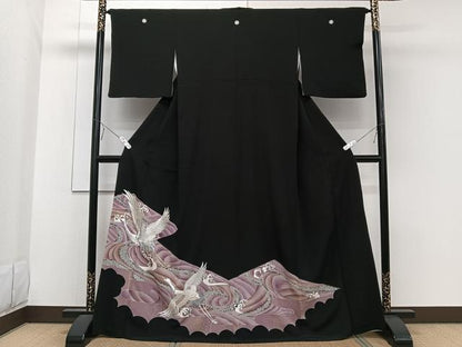平和屋着物■豪華黒留袖　刺繍　立波飛鶴文　金彩　正絹　逸品　CABE0592xi