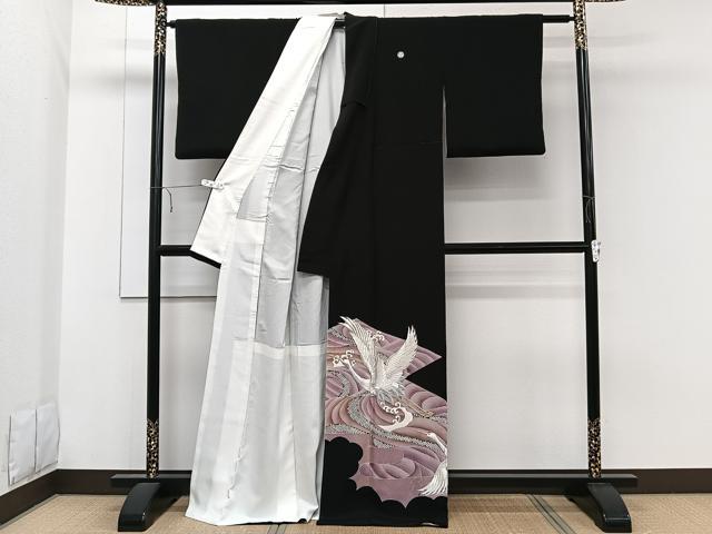 平和屋着物■豪華黒留袖　刺繍　立波飛鶴文　金彩　正絹　逸品　CABE0592xi