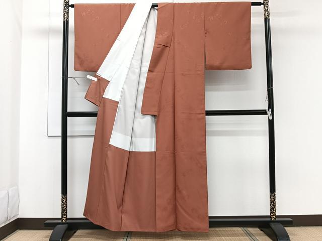 平和屋着物■色無地 亀甲松竹花文 柿茶色 洗える着物 CABE0635xi