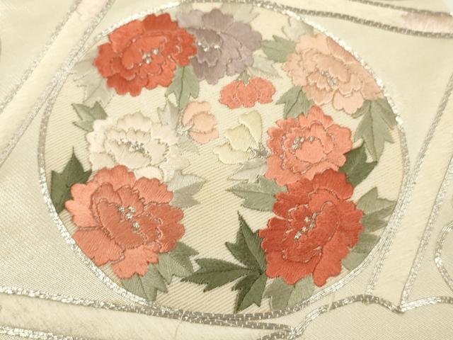 平和屋着物▽太鼓柄袋帯 駒刺繍 総刺繍 雲取り菱花丸文