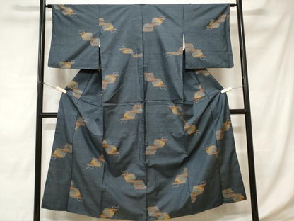 平和屋着物■本場大島紬 7マルキ 総絣 巻絵文 正絹 逸品 CABE1625ev