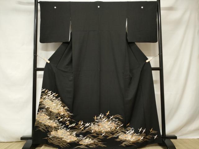 平和屋着物■豪華黒留袖　流水飛鶴松花文　金彩　正絹　逸品　CABE1855ev