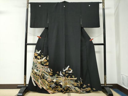 平和屋着物●豪華黒留袖　駒刺繍　鬘帯飛鶴雲取り吉祥花唐草文　金彩　正絹　逸品　CABE2010yc