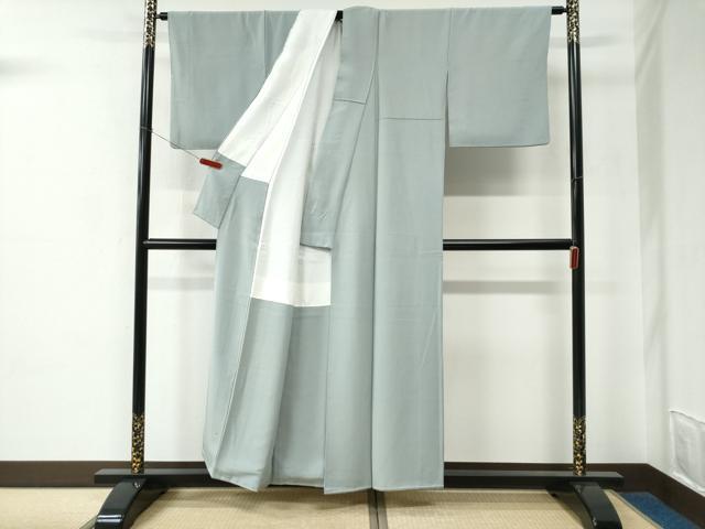 平和屋着物●白泥染の第一人者・絣の魔術師　恵積五郎監修　色無地　恵大島織物謹製　秘色色　証紙付き　正絹　逸品　CABE2018yc