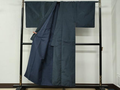 平和屋着物●男性　本場大島紬　アンサンブル・長襦袢セット　吉祥文　正絹　逸品　CABE2086yc