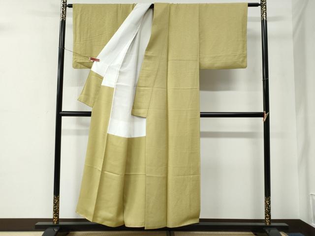 平和屋着物●上質な色無地　花唐草地紋　枯草色　正絹　逸品　CABE2110yc