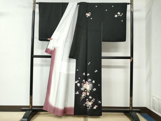 平和屋着物●松田聖子　SEIKOMATSUDA　訪問着　草花文　蛍暈し　黒地　正絹　逸品　CABE2126yc