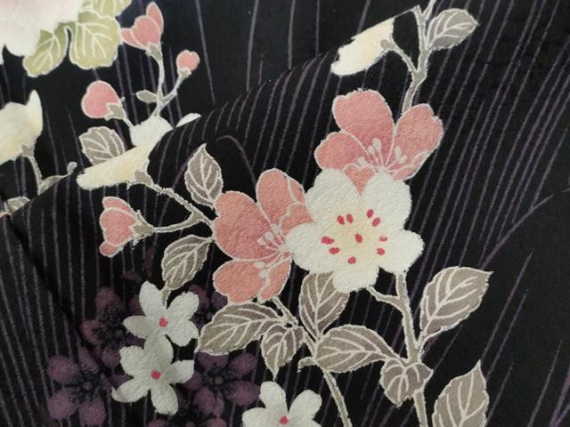 平和屋着物●松田聖子　SEIKOMATSUDA　訪問着　草花文　蛍暈し　黒地　正絹　逸品　CABE2126yc