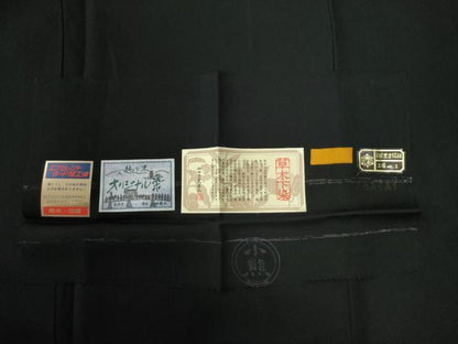 平和屋着物●男性　黒紋付　草木下染　証紙付き　キングサイズ　正絹　逸品　未使用　CABE2130yc