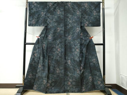 平和屋着物●本場大島紬　9マルキ　草花文　正絹　逸品　CABE2138yc