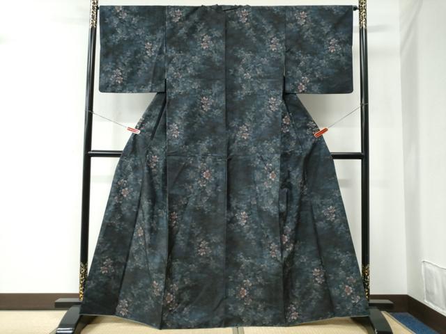 平和屋着物●本場大島紬　9マルキ　草花文　正絹　逸品　CABE2138yc