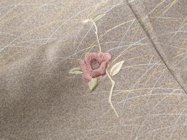 平和屋着物●訪問着　刺繍　芝草枝花文　暈し染め　金銀彩　正絹　逸品　CABE2143yc