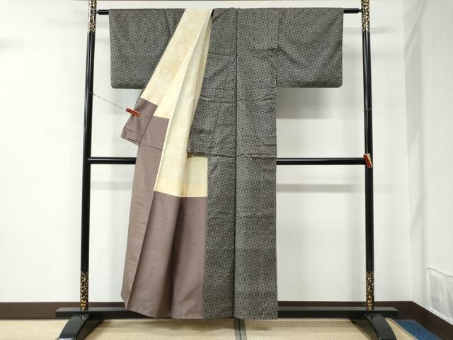 平和屋着物●本場大島紬　龍郷絣　正絹　逸品　CABE2145yc