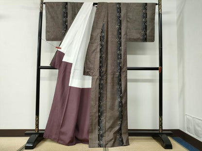 平和屋着物●本場大島紬　9マルキ　泥染め　流水蔦の葉間道　永長織物謹製　証紙付き　正絹　逸品　未使用　CABE2150yc