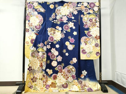 平和屋着物●豪華振袖　刺繍　雪輪牡丹毬吉祥花文　暈し染め　金彩　正絹　逸品　CABE2159yc