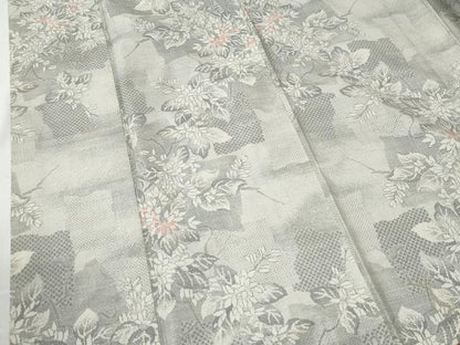 平和屋着物●本場大島紬　白大島　9マルキ　破れ色紙枝花文　正絹　逸品　CABE2179yc