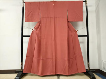 平和屋着物●上質な色無地　甚三紅色　正絹　逸品　CABE2191yc