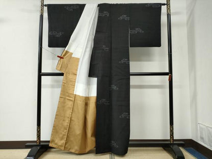 平和屋着物●結城紬　100亀甲　飛び亀甲柄　光琳水　黒地　ますいわ屋扱い　正絹　逸品　CABE2196yc