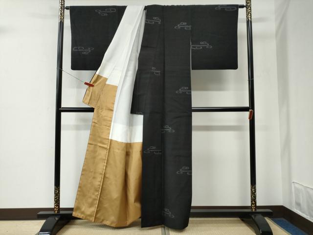 平和屋着物●結城紬　100亀甲　飛び亀甲柄　光琳水　黒地　ますいわ屋扱い　正絹　逸品　CABE2196yc