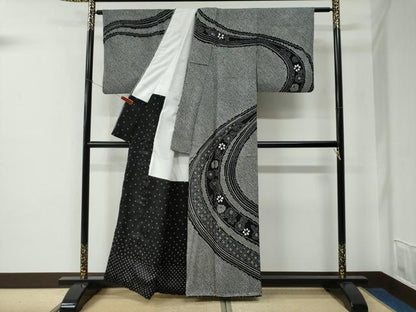 平和屋着物●訪問着　総絞り　吉祥草花文　黒地　正絹　逸品　CABE2197yc