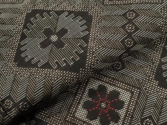 平和屋着物●本場大島紬　龍郷絣　正絹　逸品　CABE2212yc