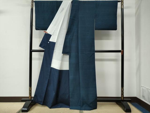 平和屋着物●本場結城紬　重要無形文化財　霞文　正絹　逸品　CABE2218yc