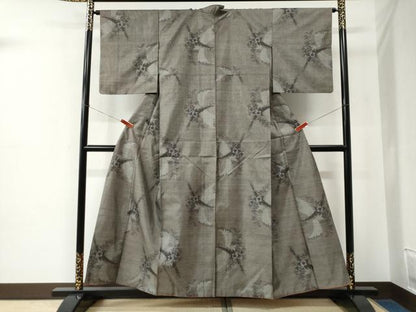 平和屋着物●本場大島紬　9マルキ　草花文　正絹　逸品　CABE2223yc
