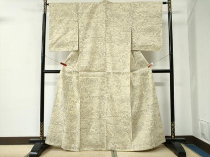 平和屋着物●本場結城紬　重要無形文化財　80亀甲　飛び亀甲柄　流水籬桐花文　正絹　逸品　未使用　CABE2224yc