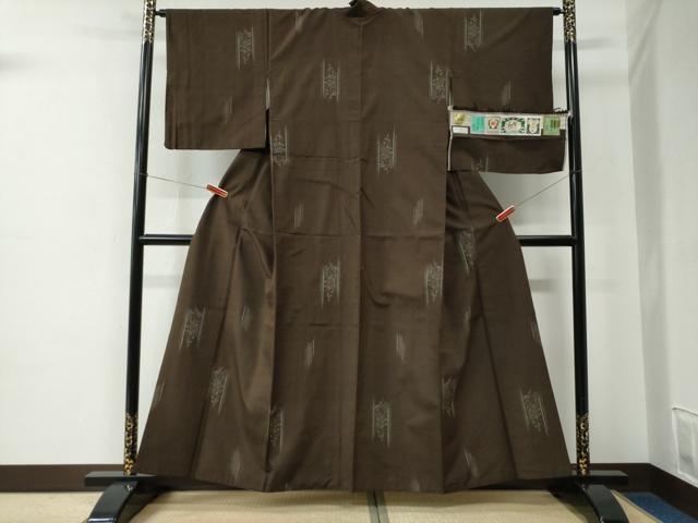 平和屋着物●結城紬　奥順　はたおり娘　80亀甲　飛び亀甲柄　草花文　証紙付き　正絹　逸品　CABE2236yc