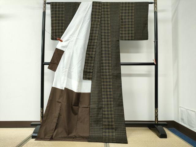 平和屋着物●上質な紬　変わり格子　黒地　ロング丈　正絹　逸品　CABE2268yc