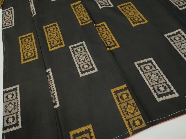 平和屋着物●本場大島紬　割り込み絣　色紙吉祥文　正絹　逸品　未使用　CABE2288yc