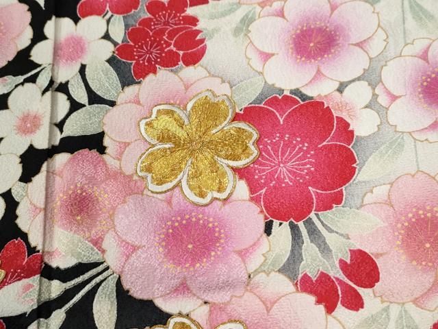 平和屋着物●豪華振袖　駒刺繍　桜　暈し染め　黒地　金彩　正絹　逸品　CABE2345yc