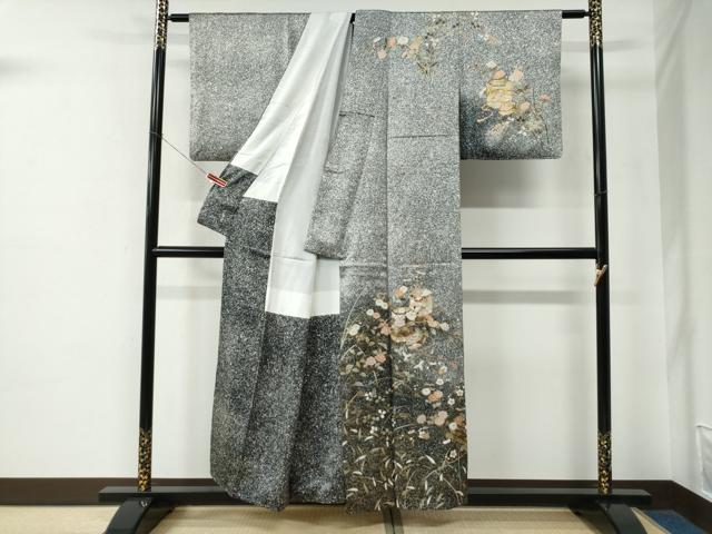 平和屋着物●訪問着　貝桶花筏文　たたき染め　黒地　金彩　正絹　逸品　CABE2353yc