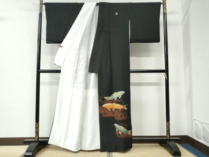 平和屋着物●豪華黒留袖　作家物　鯉　暈し染め　金彩　正絹　逸品　CABE2390yc