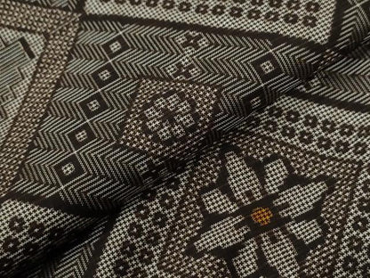 平和屋着物●本場大島紬　龍郷絣　正絹　逸品　CABE2391yc