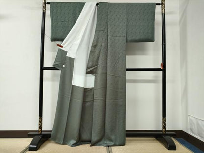 平和屋着物●創業280年　誉田屋源兵衛　色無地　更紗花唐草地紋　老竹色　小大丸　鈴乃屋扱い　正絹　逸品　CABE2414yc