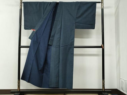 平和屋着物●男性　本場大島紬　アンサンブル・長襦袢セット　100亀甲　総詰め　正絹　逸品　CABE2467yc