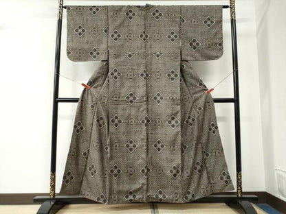 平和屋着物●本場大島紬　龍郷絣　正絹　逸品　CABE2478yc