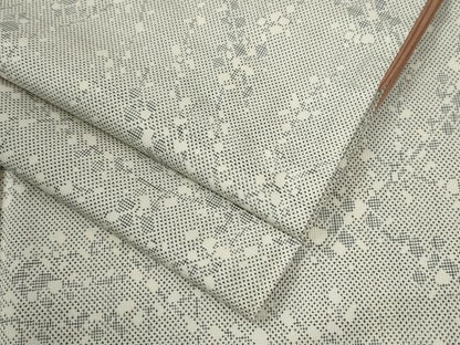 平和屋着物●本場大島紬　白大島　7マルキ　吉祥文　正絹　逸品　CABE2494yc