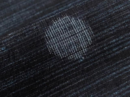 平和屋着物●本場結城紬　重要無形文化財　80亀甲　飛び亀甲柄　丸文　正絹　逸品　CABE2521yc