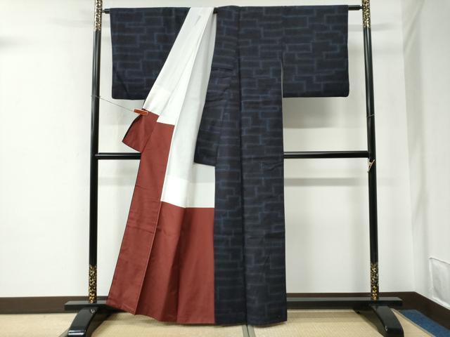 平和屋着物●結城紬　80亀甲　飛び亀甲柄　幾何学文様　正絹　逸品　CABE2523yc