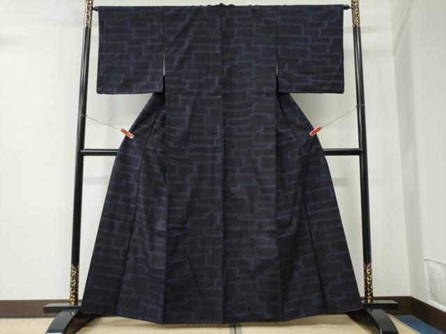 平和屋着物●結城紬　80亀甲　飛び亀甲柄　幾何学文様　正絹　逸品　CABE2523yc