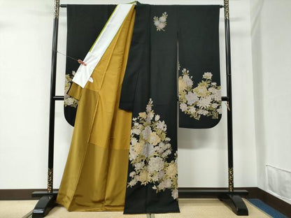 平和屋着物●こむさでもーど・COMME CA DU MODE　振袖　牡丹花文　黒地　洗える着物　CABE2528yc