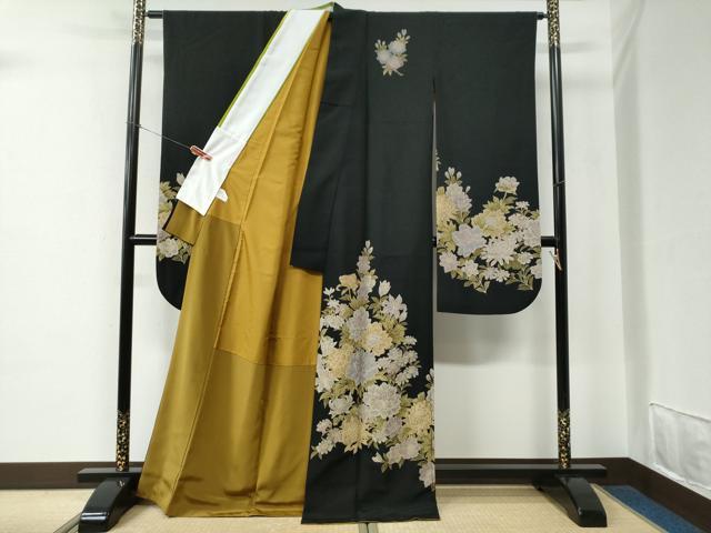 平和屋着物●こむさでもーど・COMME CA DU MODE　振袖　牡丹花文　黒地　洗える着物　CABE2528yc